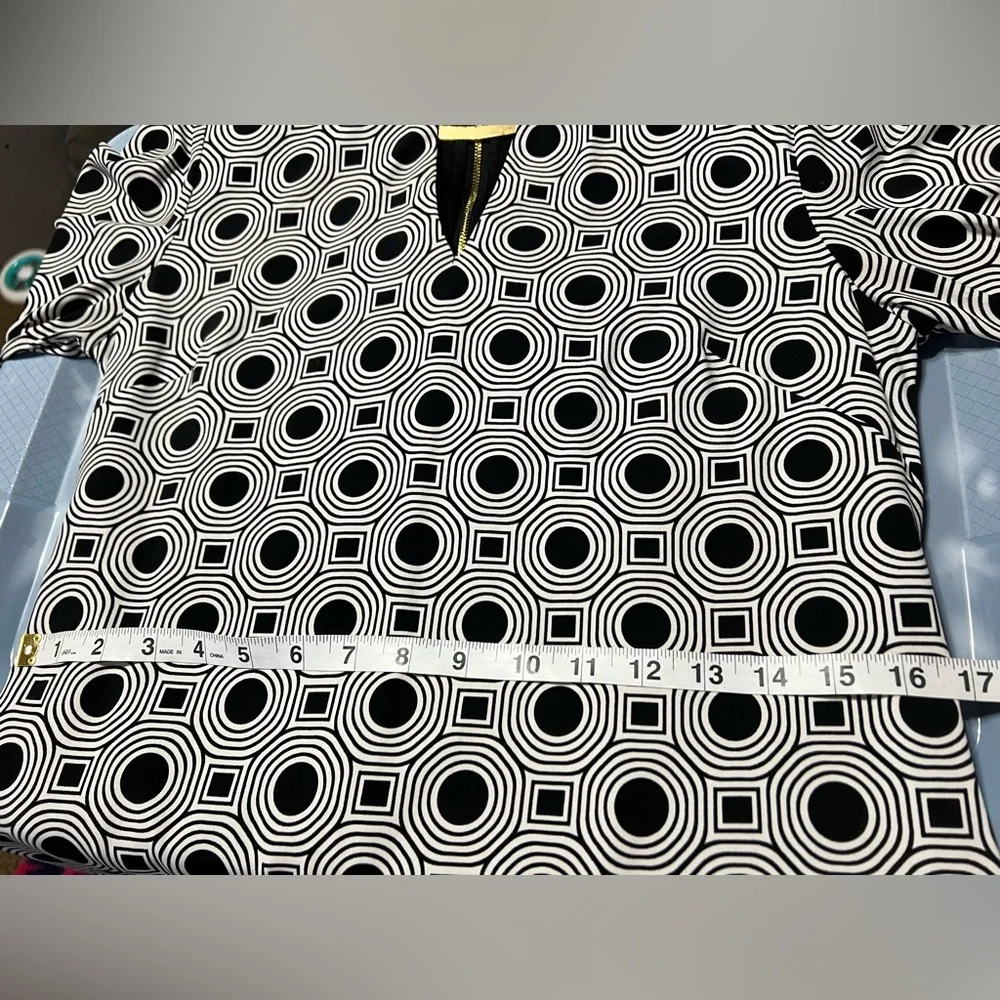 VINCE CAMUTO Dress Size 12 Black White Geometric Full Back Zipper Long Slv Lined